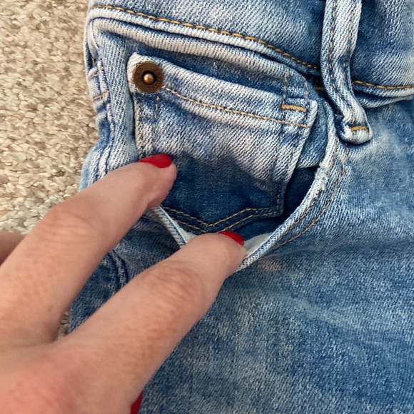 🌟GAP Kids Skinny Jeans in “Light Wash”, 5T🌟 - Picture 6 of 9